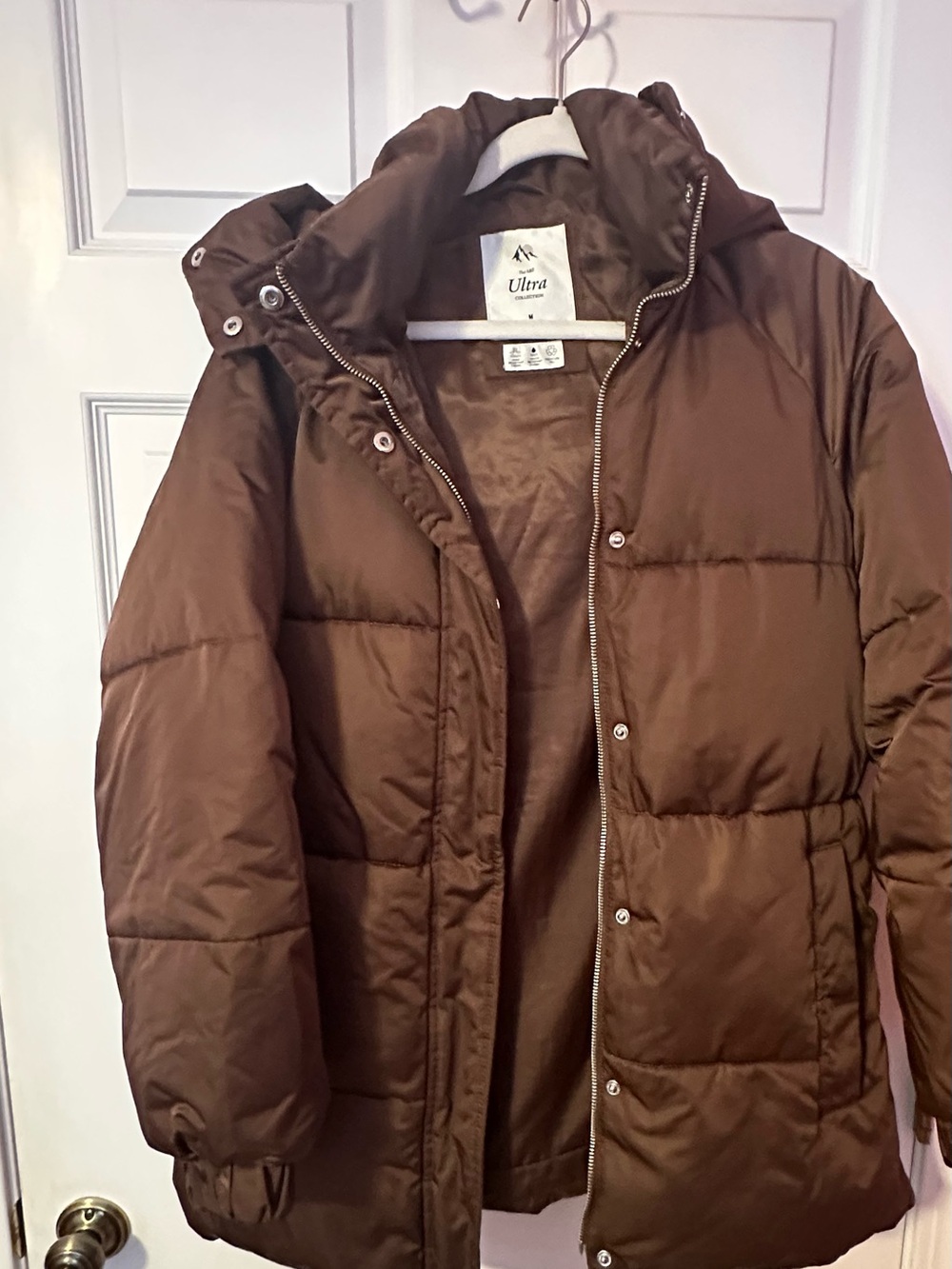 Abercrombie & Fitch Women’s Brown Puffer Jacket with Hood size medium